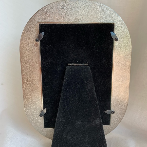 ✨SOLD✨ Geometric Green and Yellow/Orange Metal Picture Frame for 4x6” photo - Picture 7 of 7